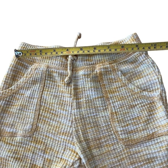Old Navy Kids 2-Piece Waffle Knit Lounge Set | Size 5T | Yellow White Girls - Picture 5 of 13